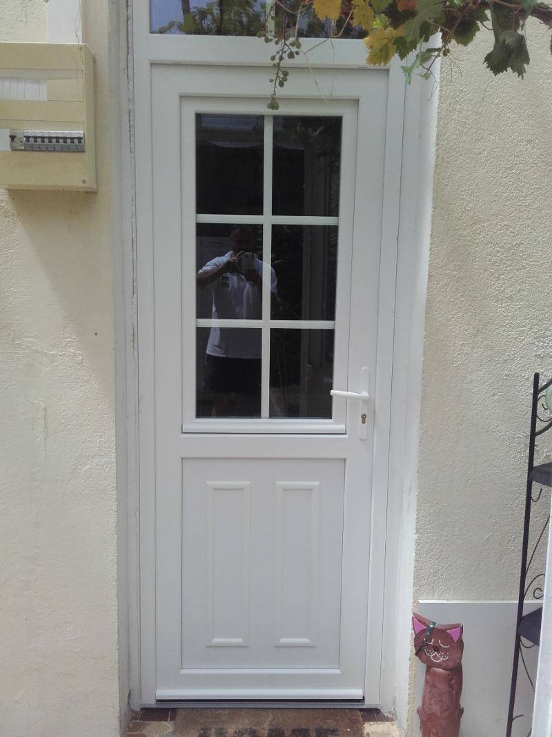 pote-pvc-blanc.jpg
